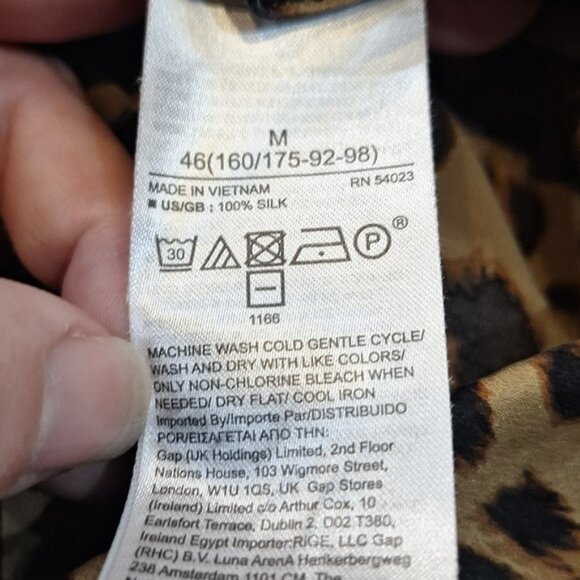 Banana Republic 100% Silk Leopard Cheetah Satin Midi Skirt Slit Medium 8/10 - Picture 6 of 7